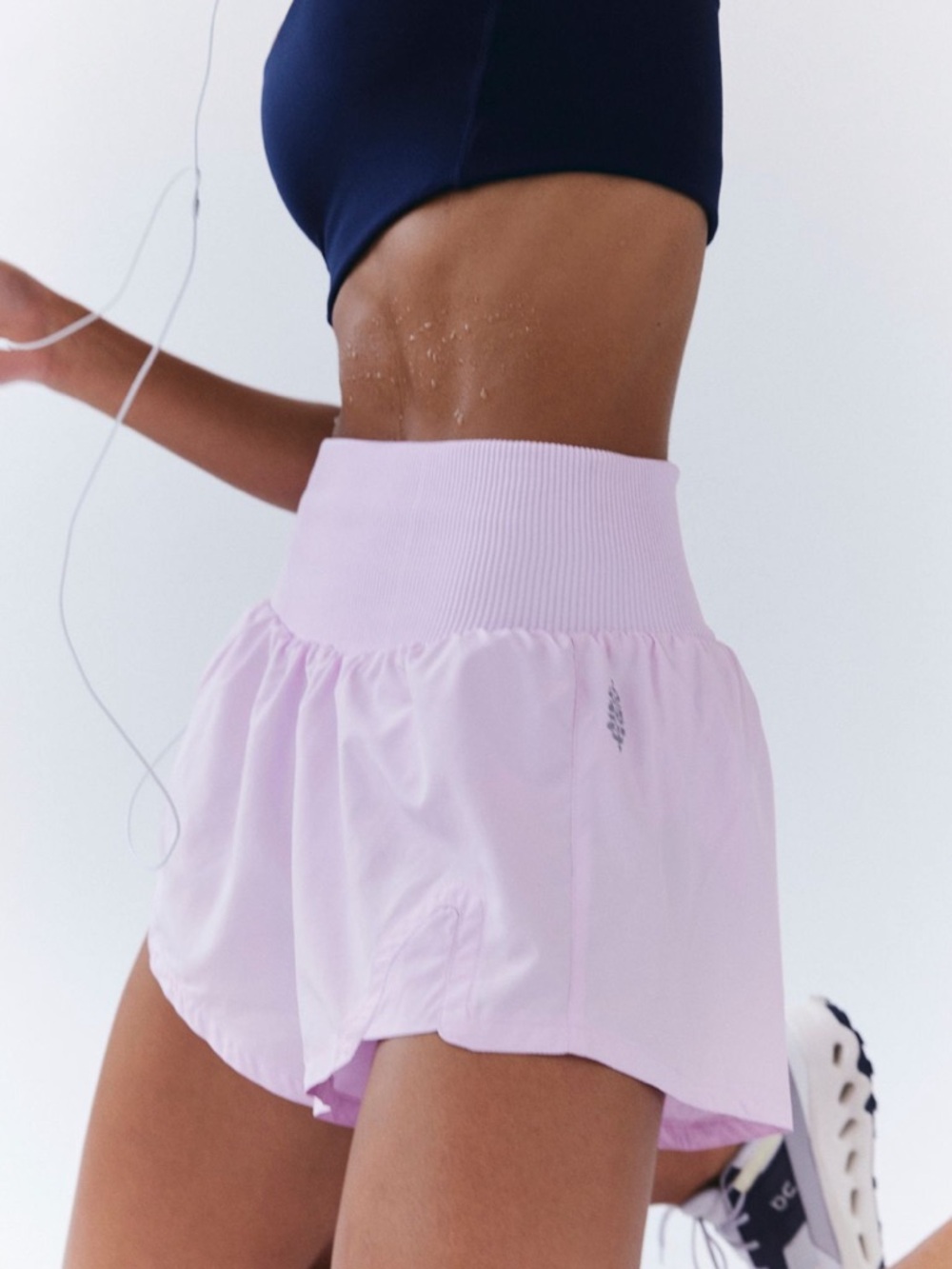 Carpe Diem Shorts Powder Pink - Picture 2 of 5